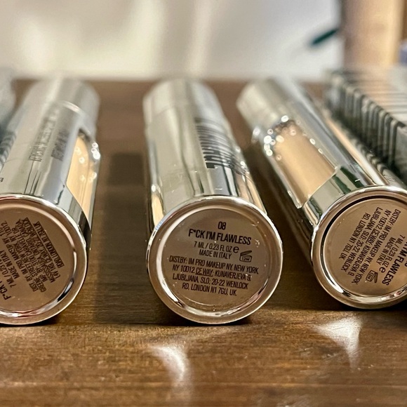 Bundle of 3 il Makiage F*ck I’m Flawless No. 8 Concealers. New in Box. - Picture 4 of 6